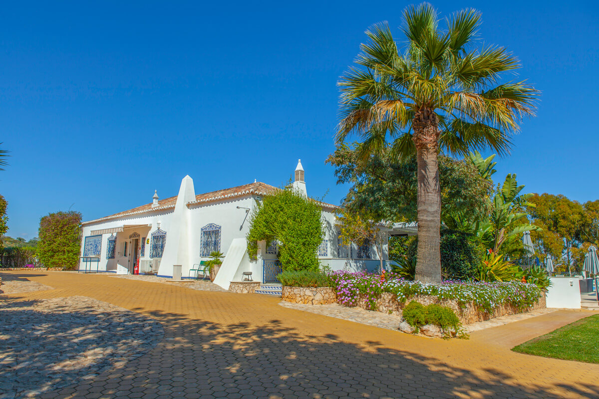 Villa BOM RETIRO outdoor